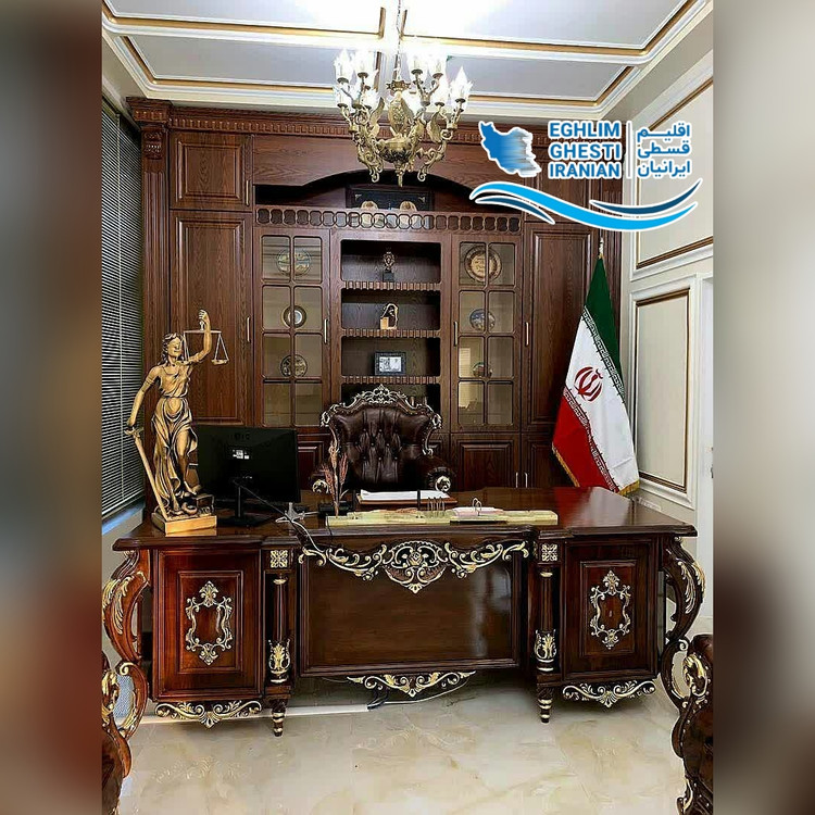 میز مدیریت آمریکایی و صندلی و نیم ست شل(ورق طلا)